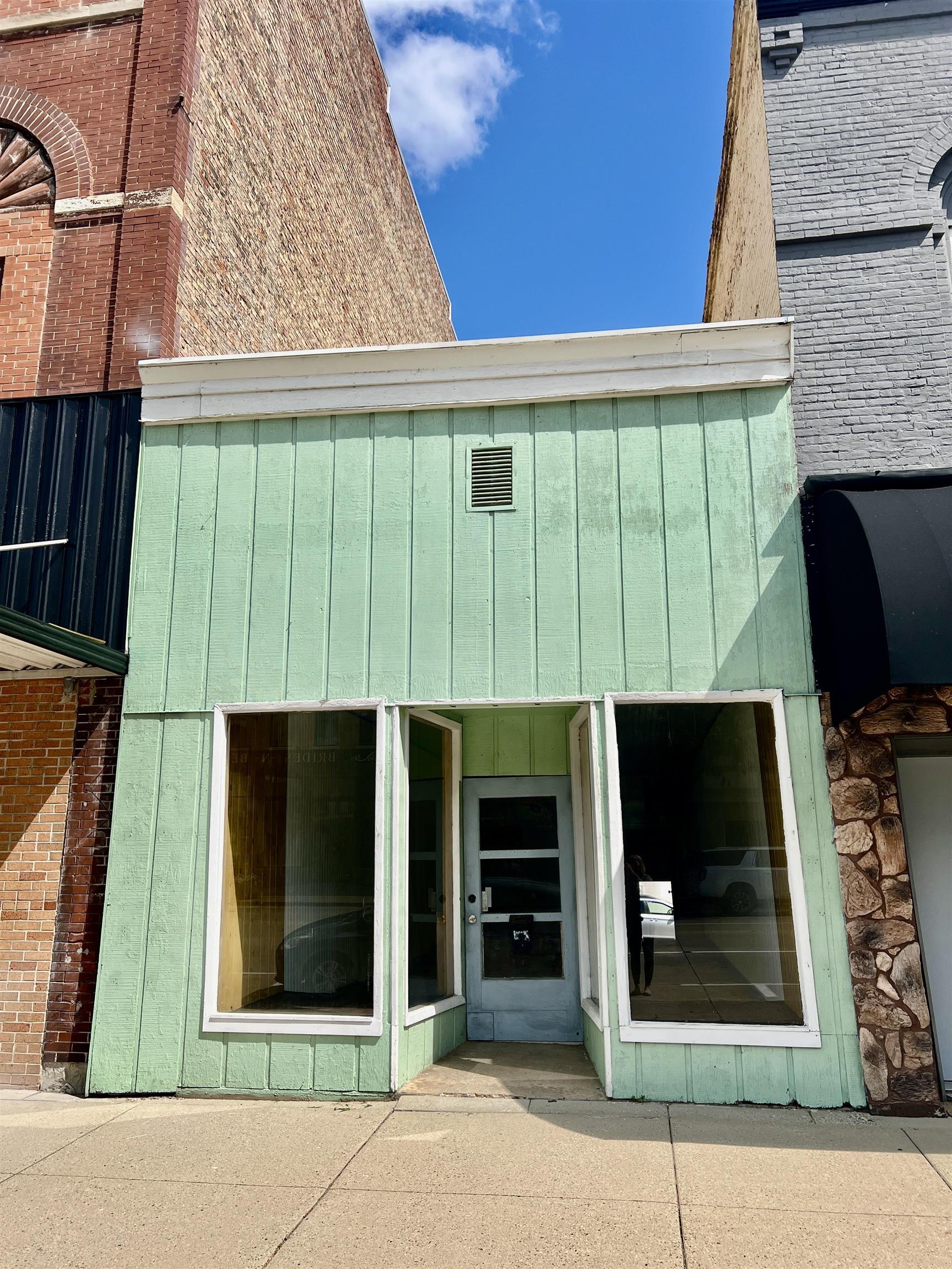 Property Image for 141 E Main Street