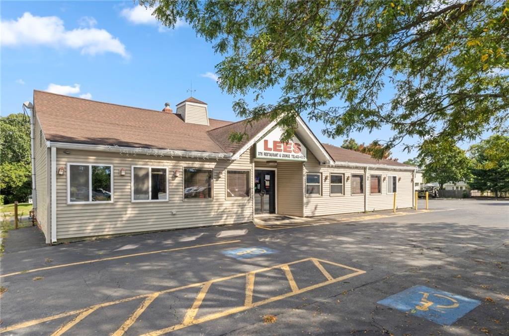 Property Image for 376 Bullocks Point Avenue