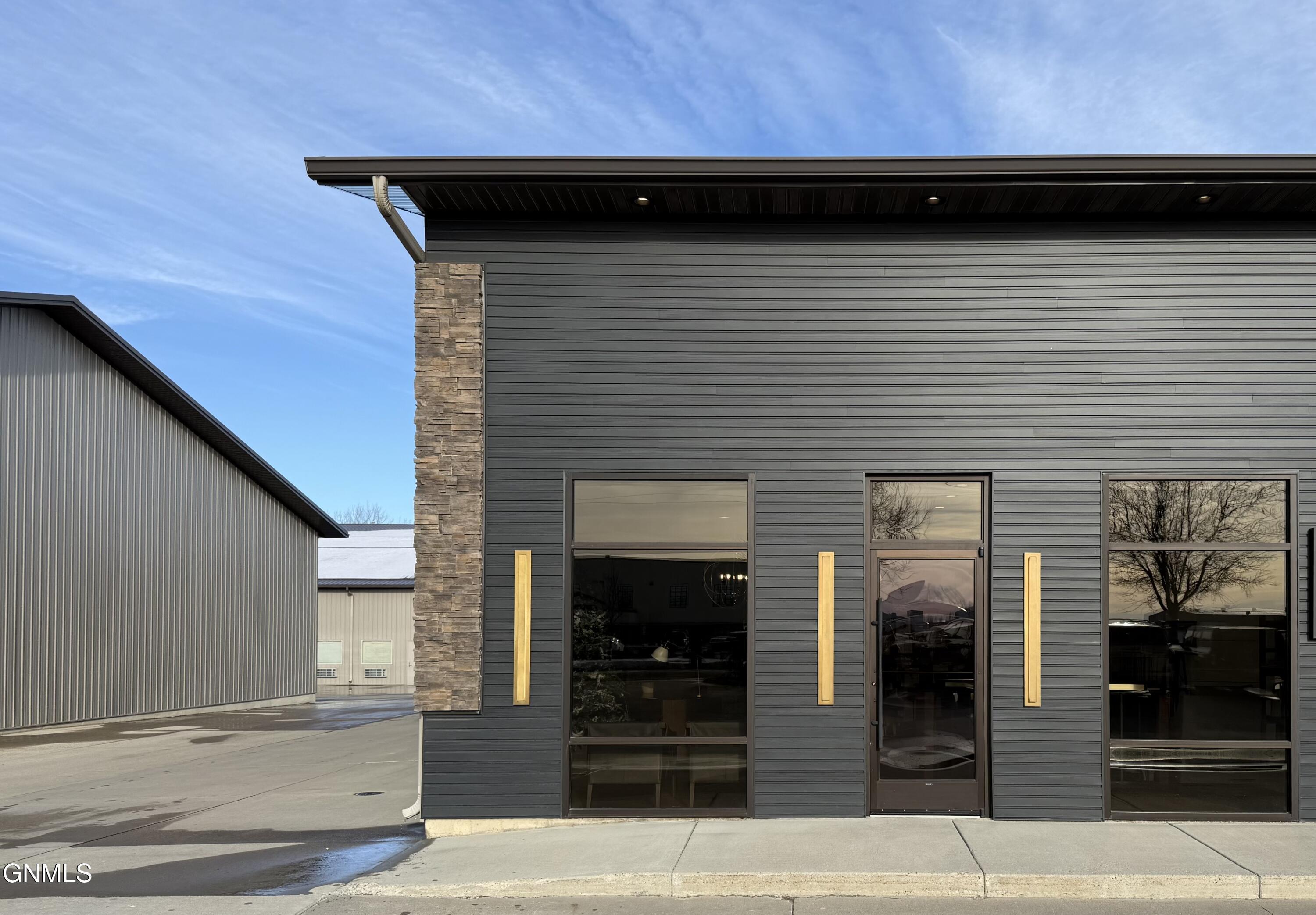 Property Image for 3250 Rock Island Place