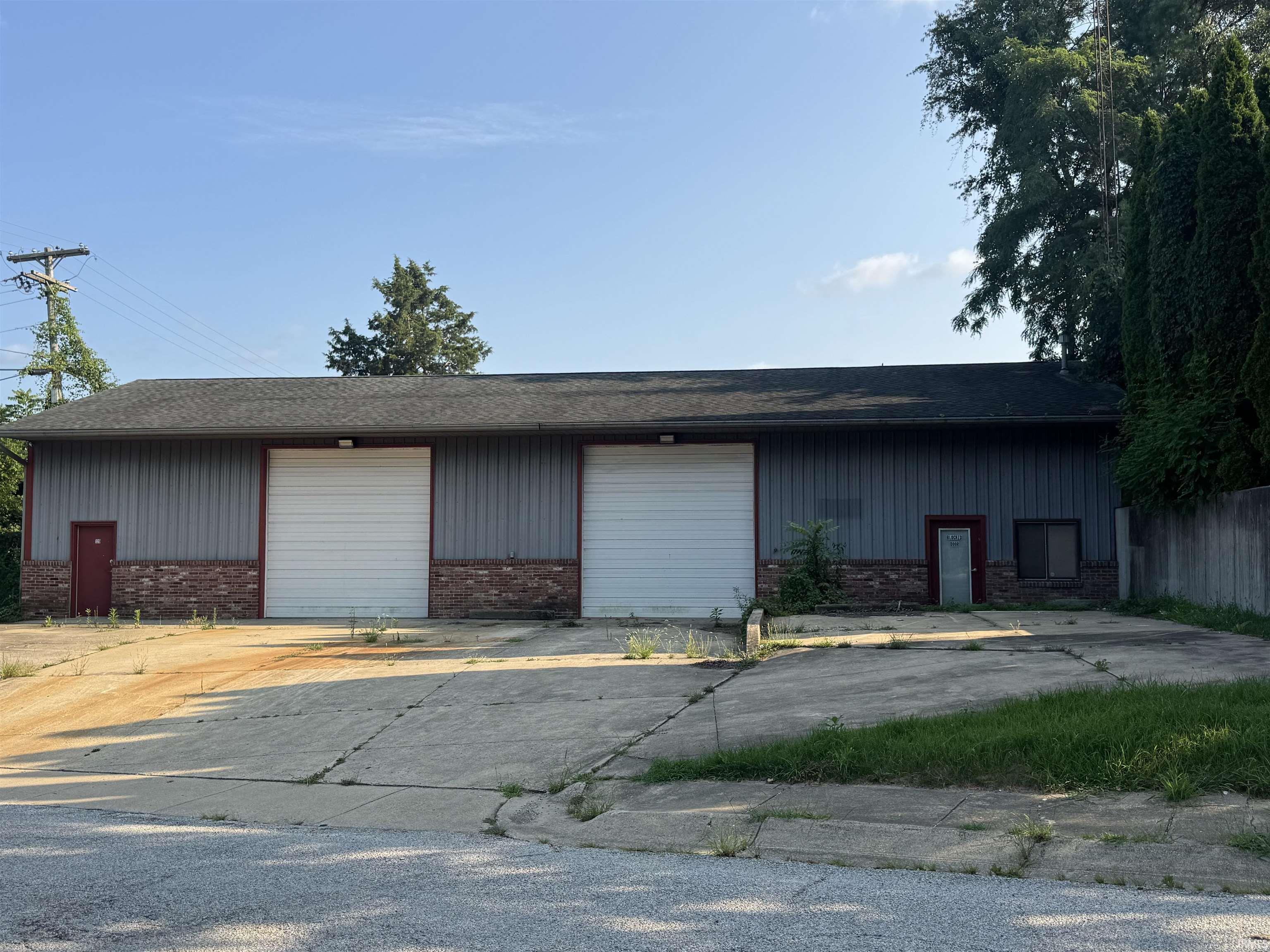 Property Image for 120 S Westplex Avenue