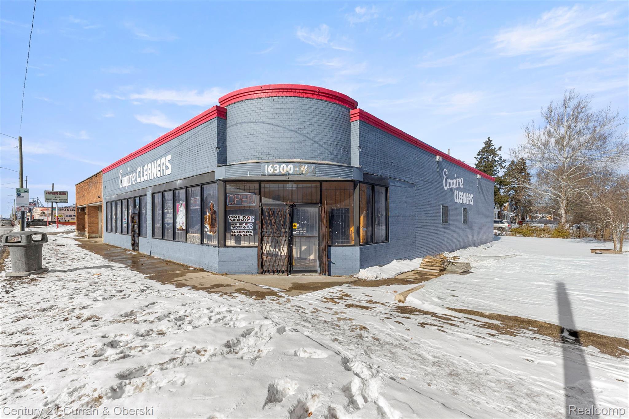 Property Image for 16300 W 7 Mile Road