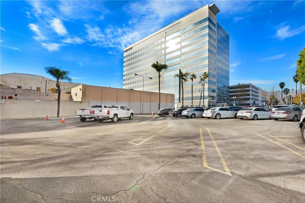 Property Image for 401 W 4th Street