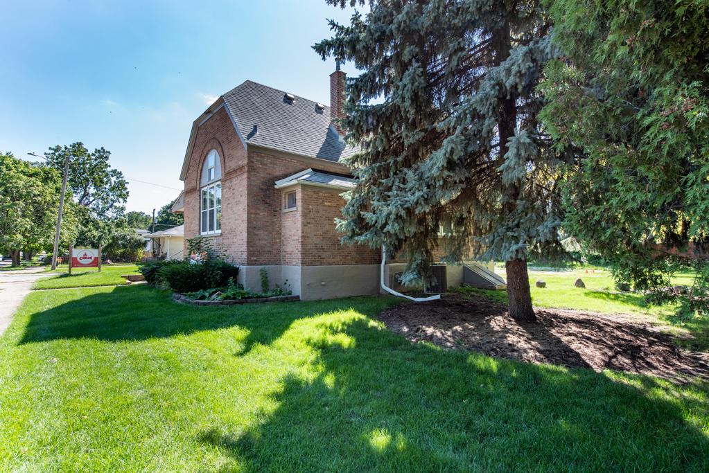 Property Image for 800 Chestnut Street