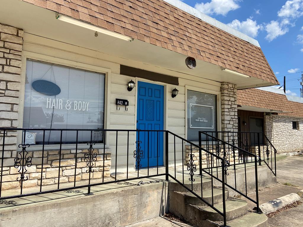 Property Image for 842-B Sidney Baker