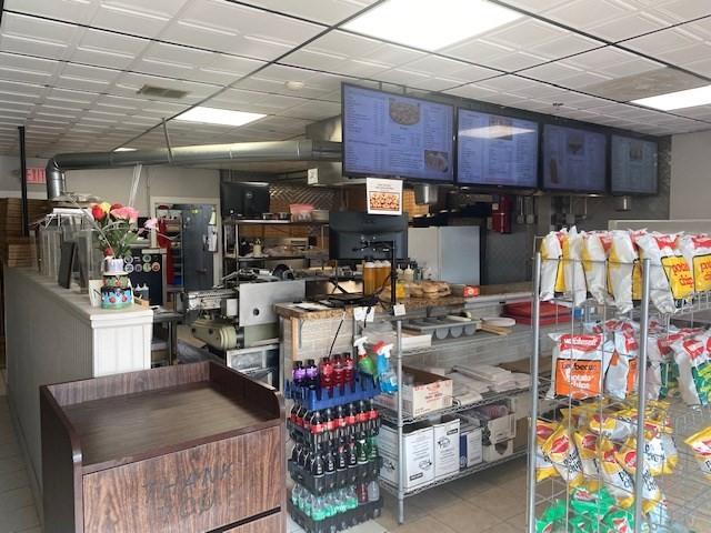 Property Image for 000 Roast Beef And Pizza