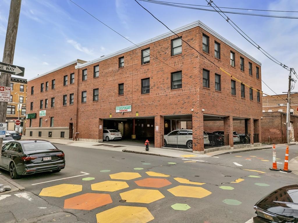 Property Image for 267 Broadway