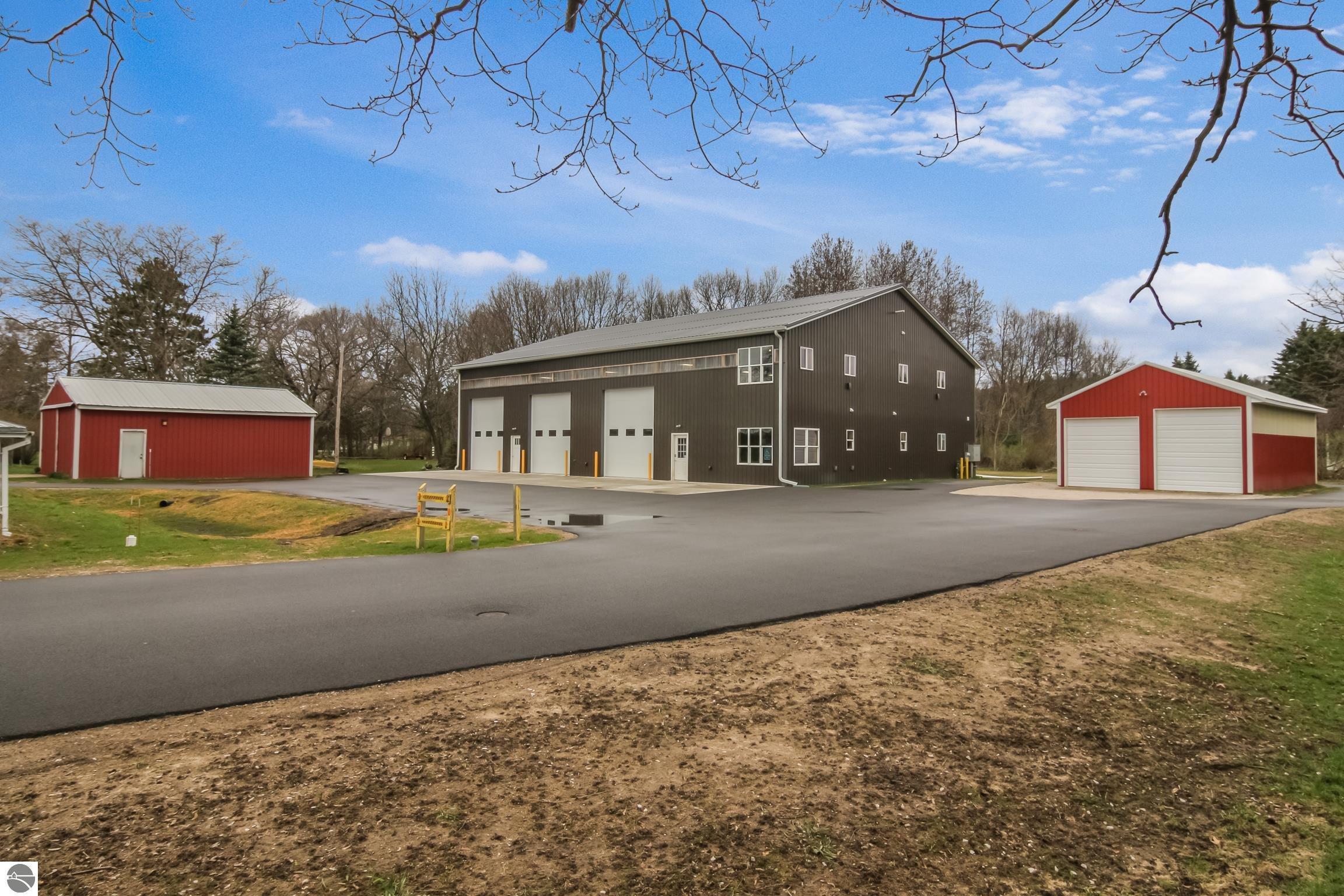 Property Image for 480 E Parkdale Avenue