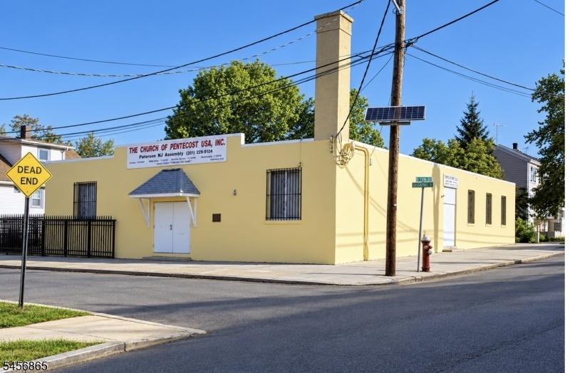Property Image for 85 Sassafras St