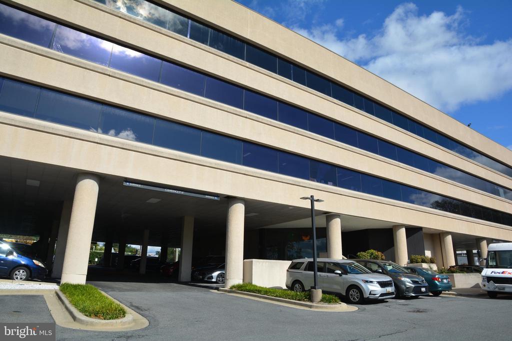 Property Image for 438 N Frederick Avenue , 320