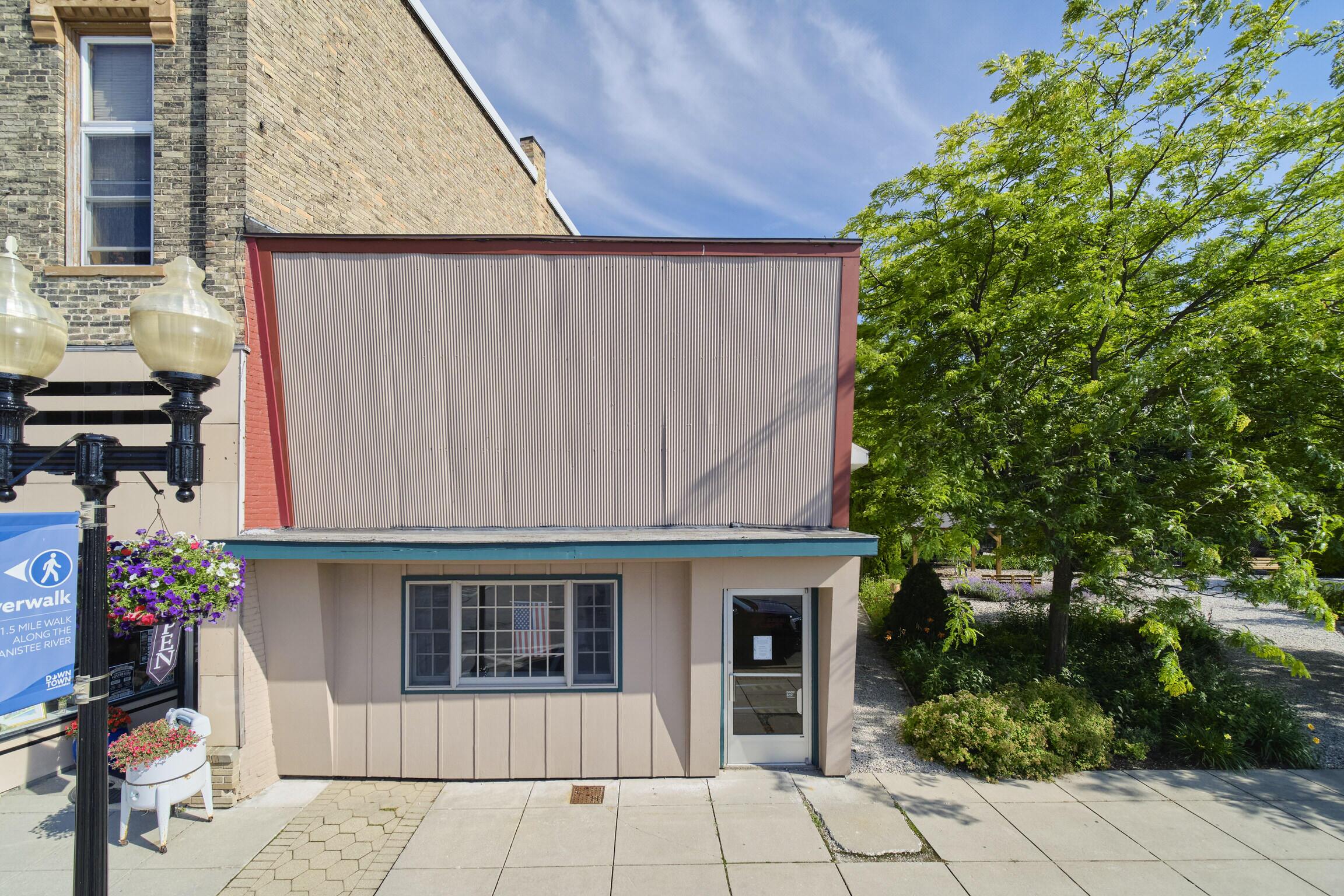 Property Image for 323 River Street