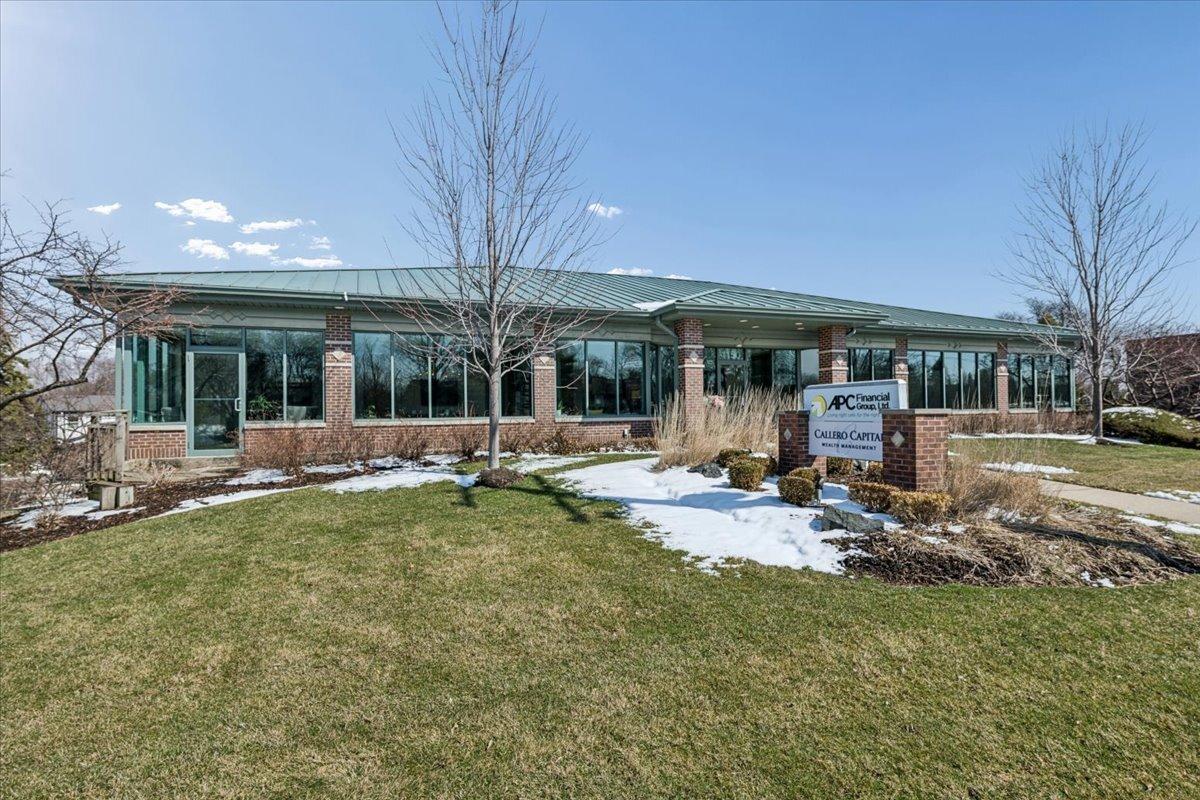Property Image for 1150 W Northwest Highway