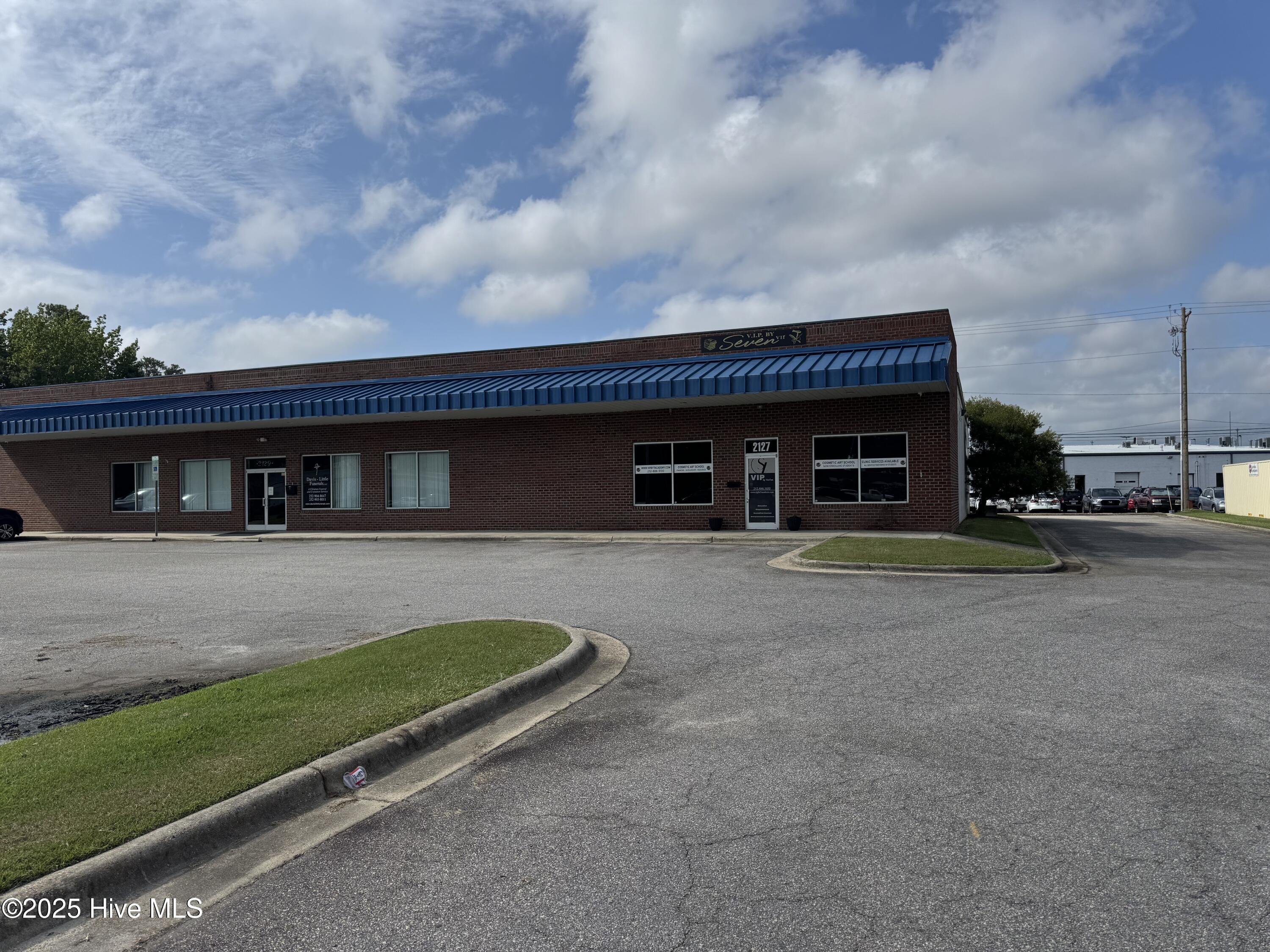 Property Image for 2129 Lawrence Circle