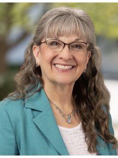 Debbie McKeen of CENTURY 21 Redwood Realty photo