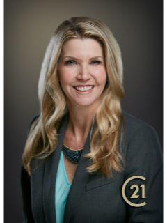 Meagan Luce of CENTURY 21 Northland photo