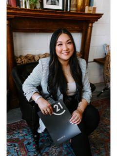 Lillian Long of CENTURY 21 Platinum Properties photo