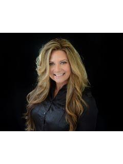 Amie Ceder Bracey of CENTURY 21 North East photo