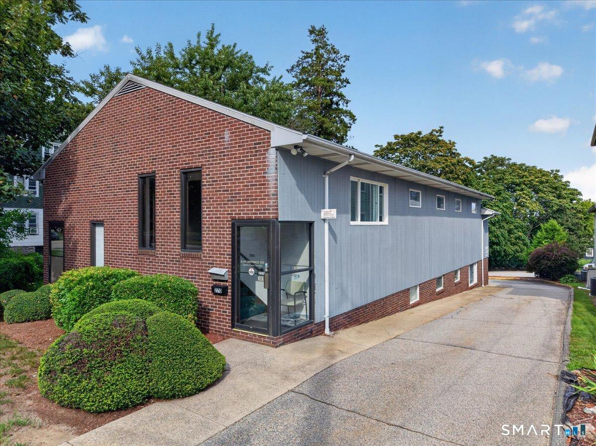 Property Image for 268 Montauk Ave
