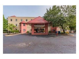 Property Image for 1 Glenshire Ln