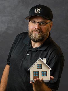 Nathan Wright of CENTURY 21 TheOne photo