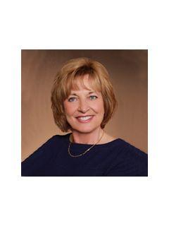 Suzanne Gwaltney of CENTURY 21 Sail/Loft Realty photo