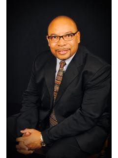 Dennis Shelton of CENTURY 21 Olympian photo