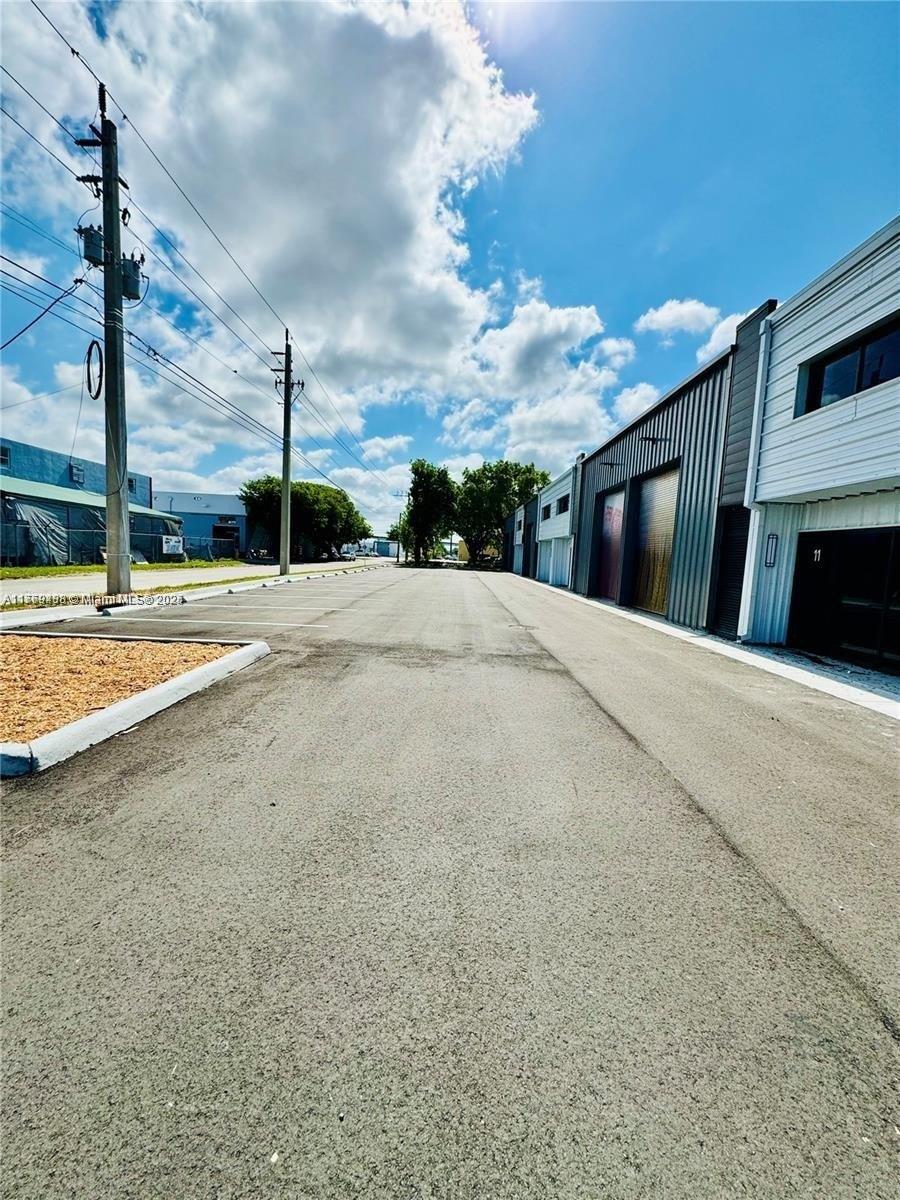 Property Image for 7265 NW 74th St 11