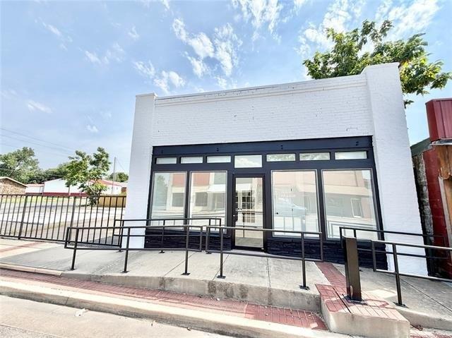 Property Image for 132 N Lee Street