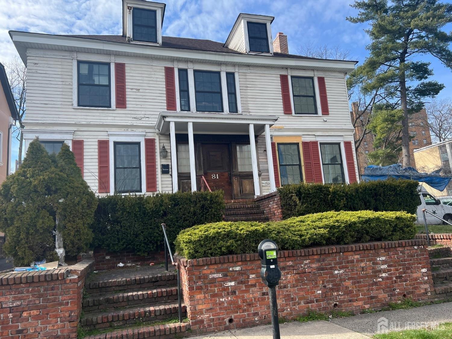 Property Image for 81 Evergreen Place