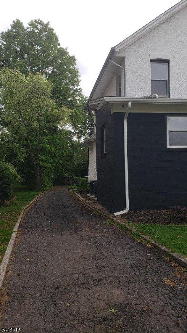 Property Image for 721 N Wood Ave