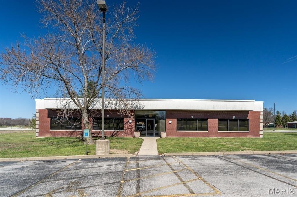 Property Image for 100 N Research Drive