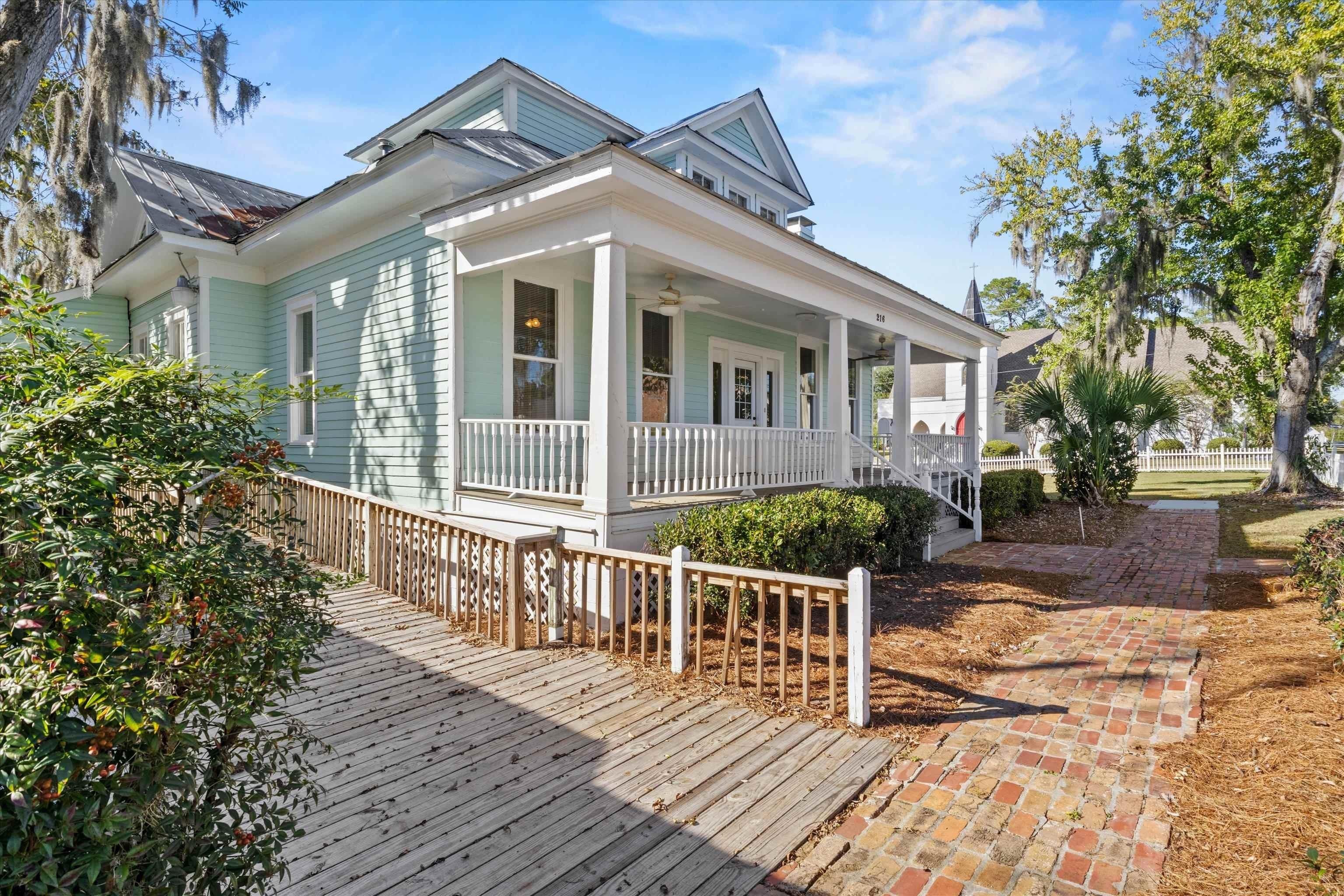 Property Image for 216 N Adams Street