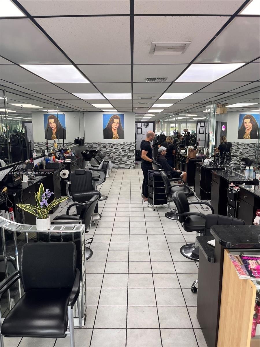 Property Image for 807 NW 37th Ave