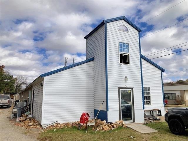 Property Image for 704 S Muskogee Avenue