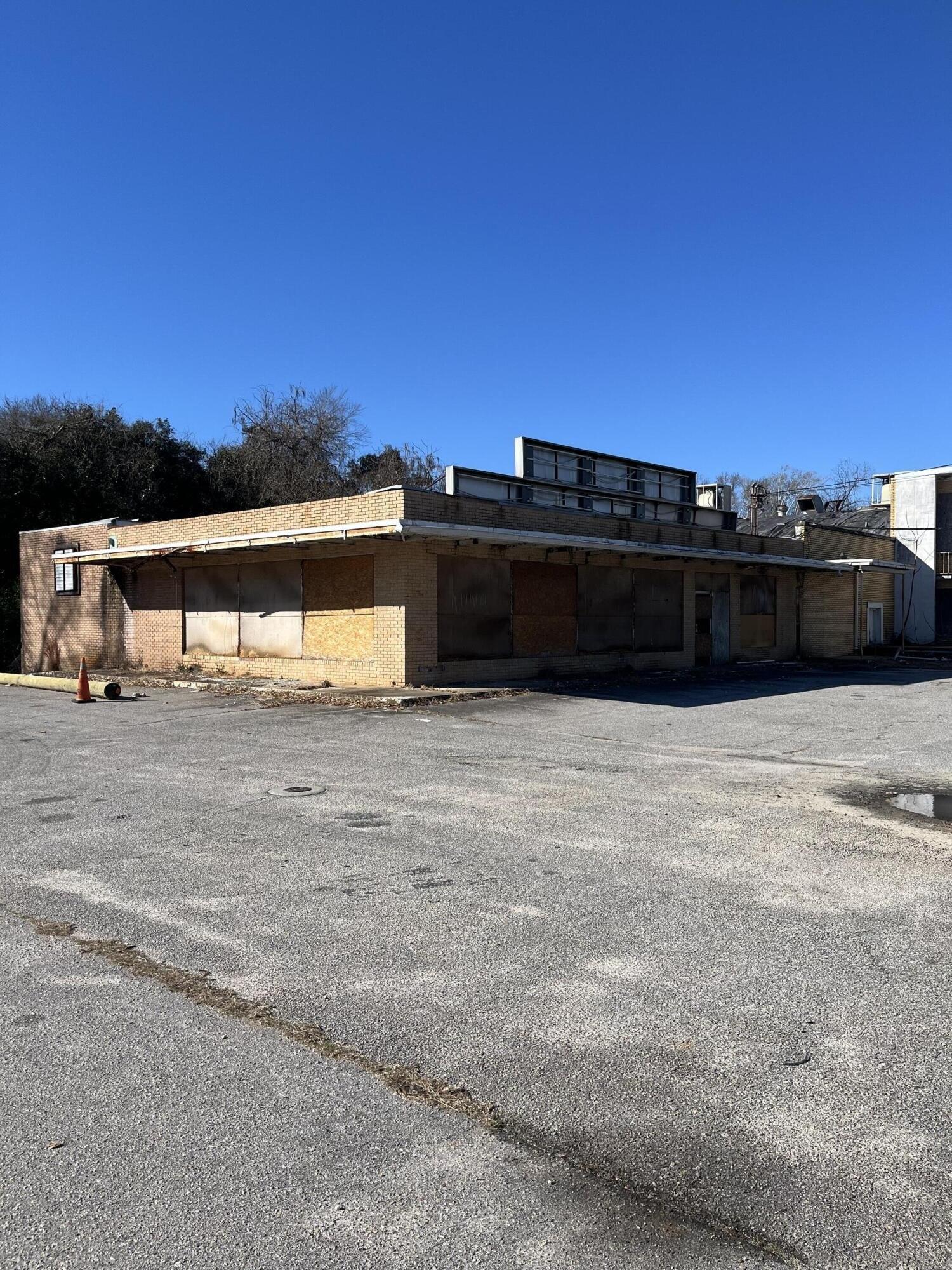 Property Image for 520 & 526 N Main Street