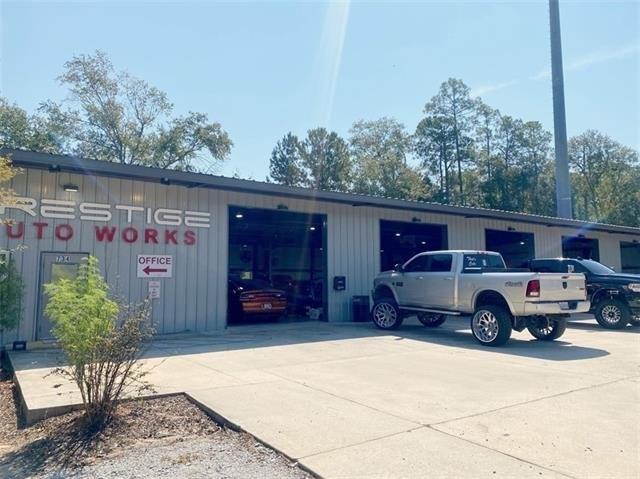 Property Image for 734 E I-10 SERVICE Road 2