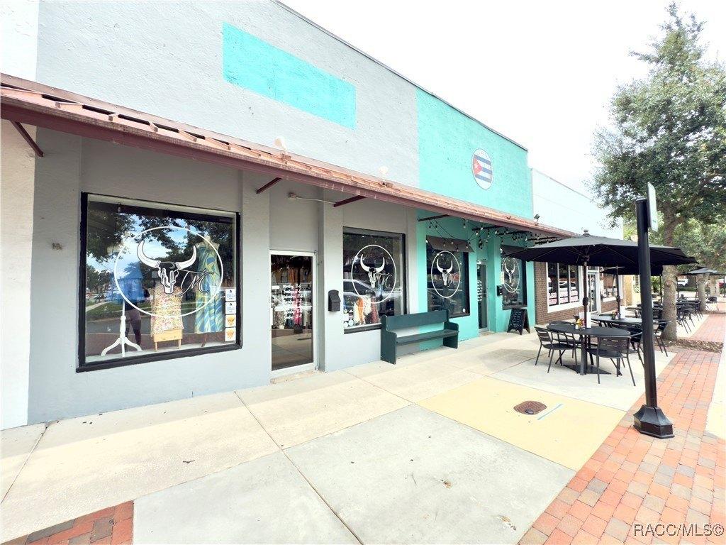 Property Image for 105 Courthouse Square