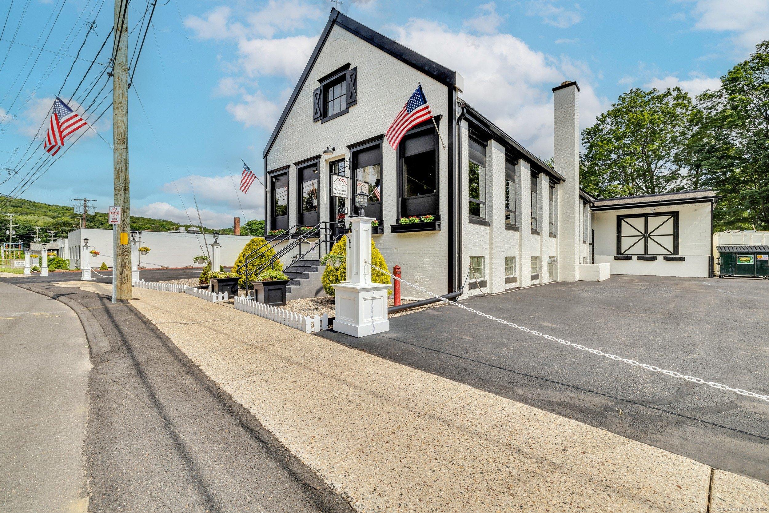 Property Image for 300 Riverside Avenue