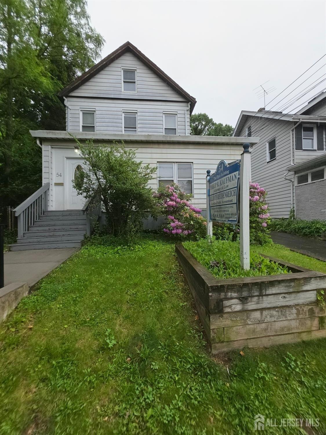 Property Image for 54 Woodbridge Avenue