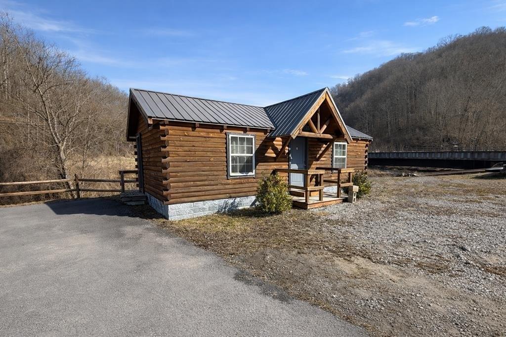 Property Image for 34 Farley Avenue - Cabin