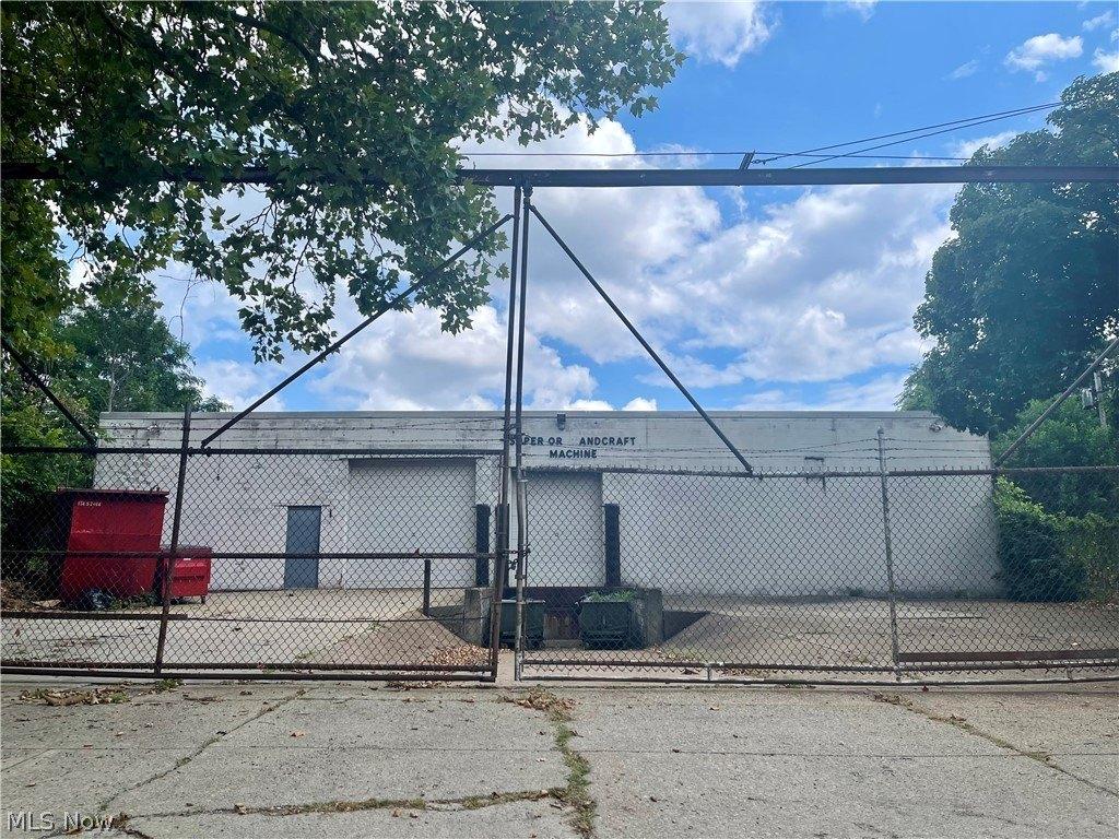 Property Image for 968 E 69th Place