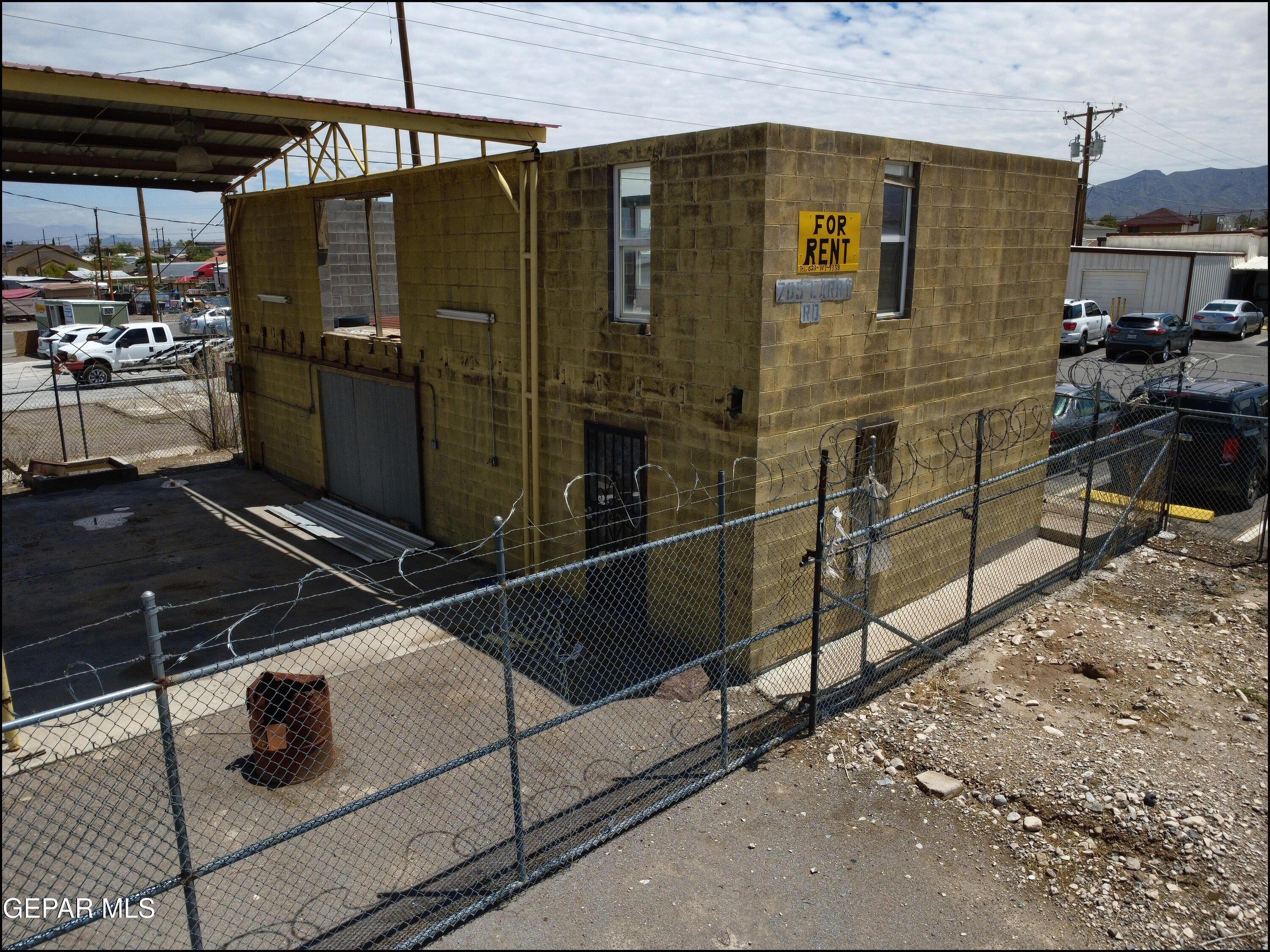 Property Image for 701 705 Larry Road