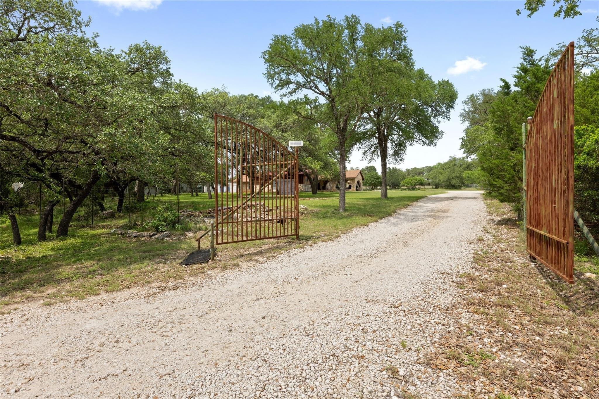 Property Image for 704 Fm 2325