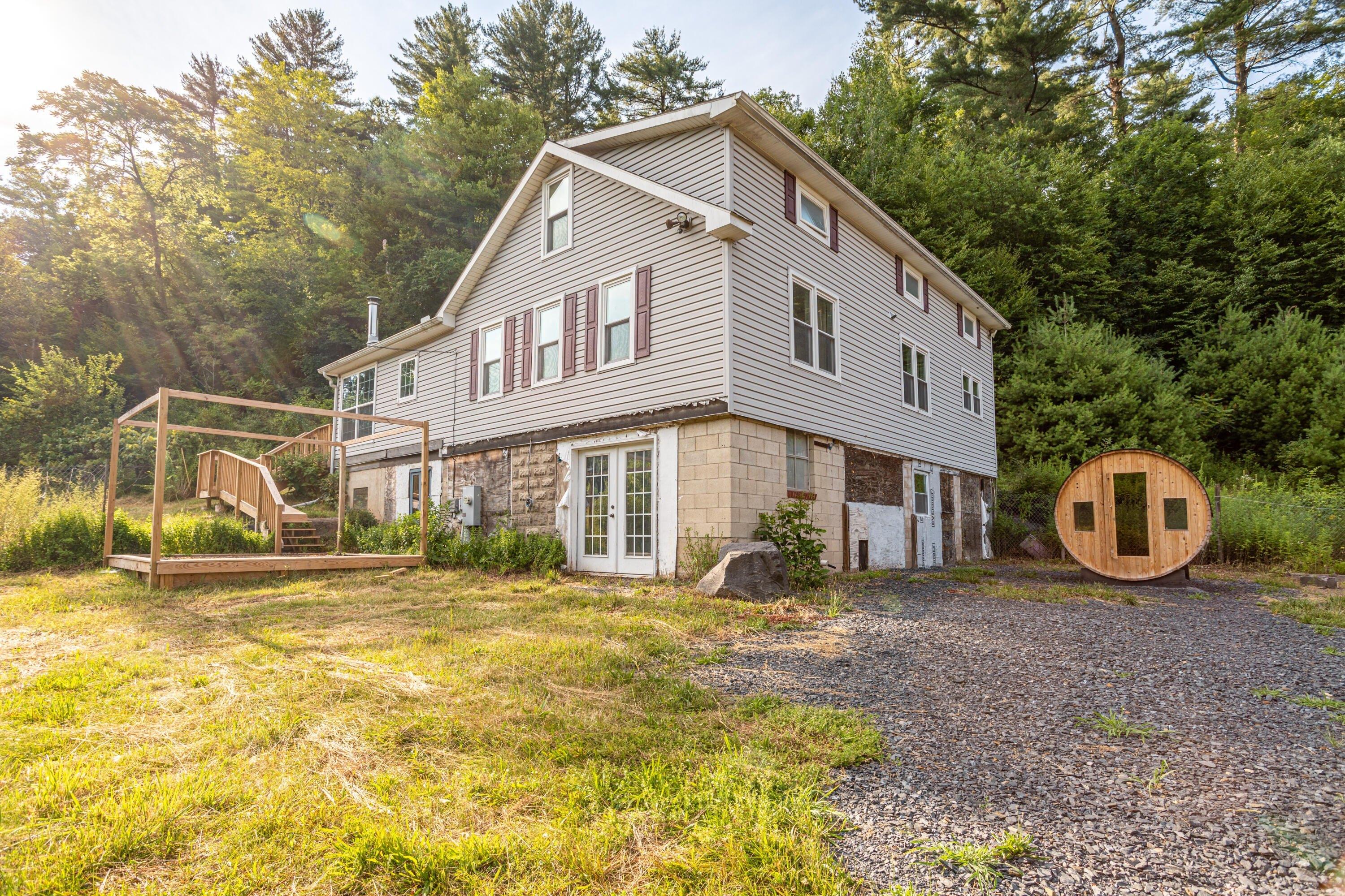 Property Image for 206 Merwinsburg Road