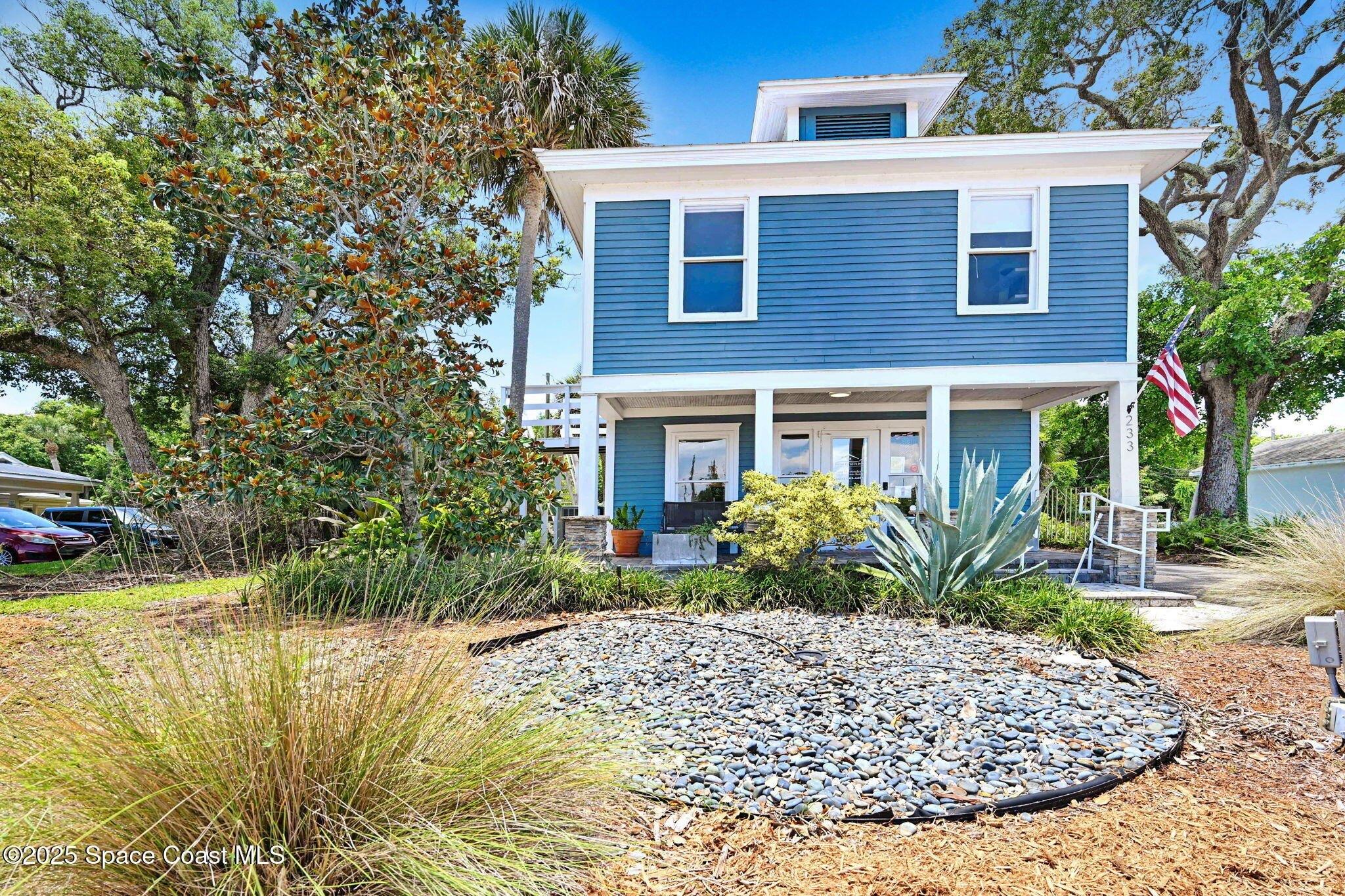 Property Image for 233 E New Haven Avenue