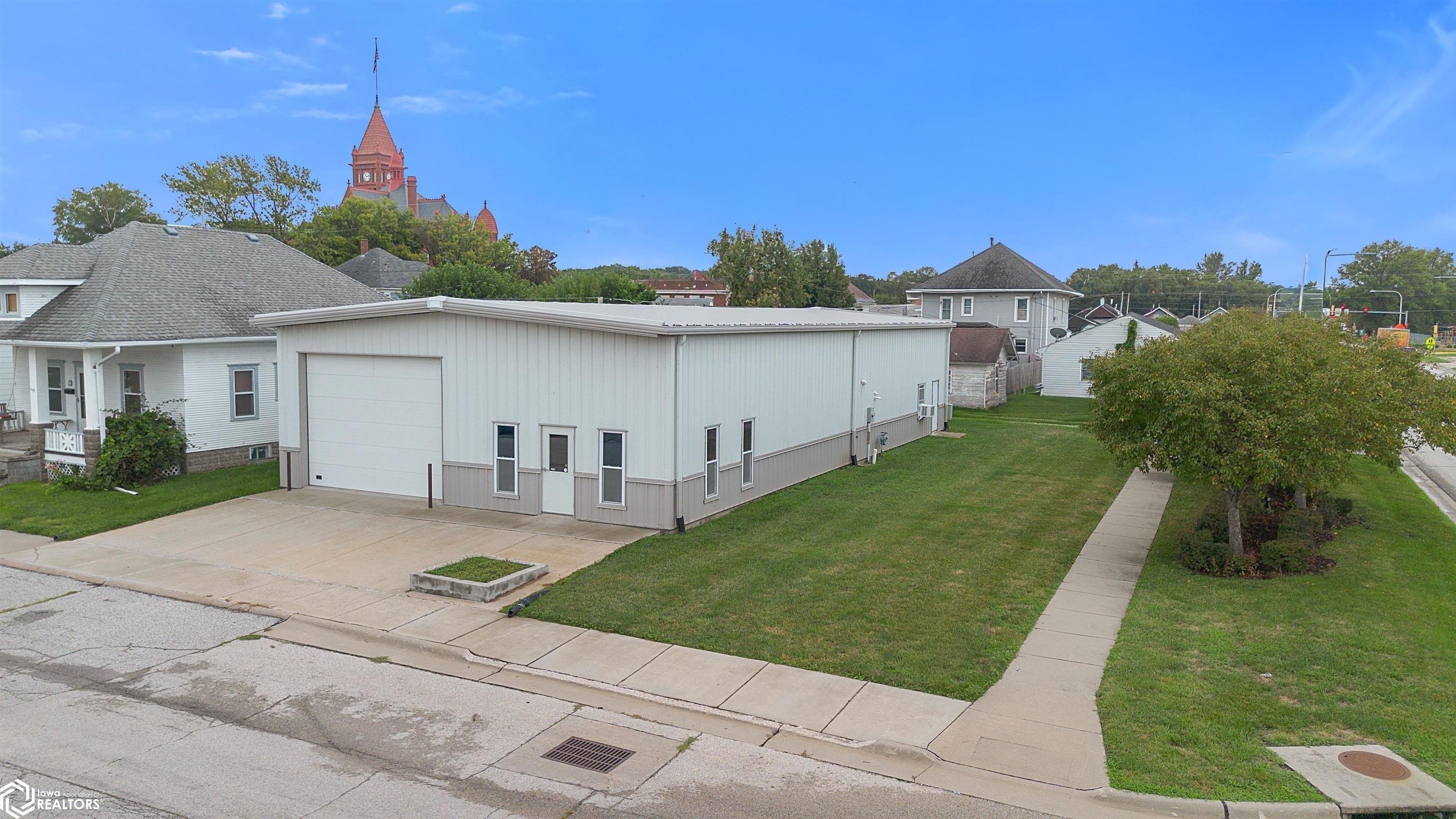 Property Image for 108 W Hammond Street