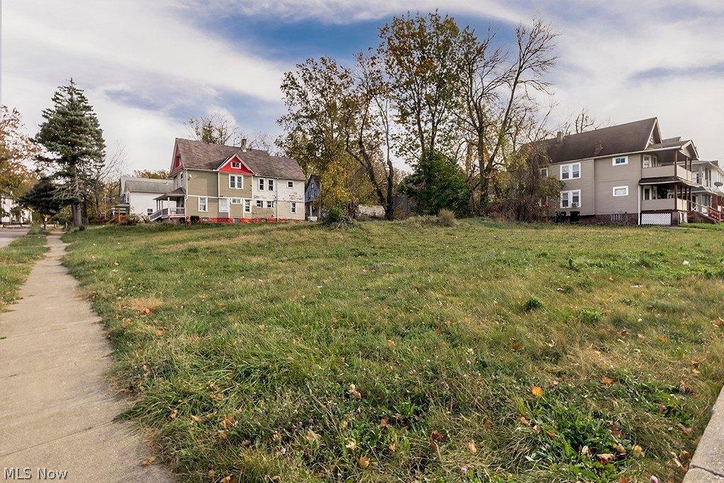 Property Image for 14302 Coit Road