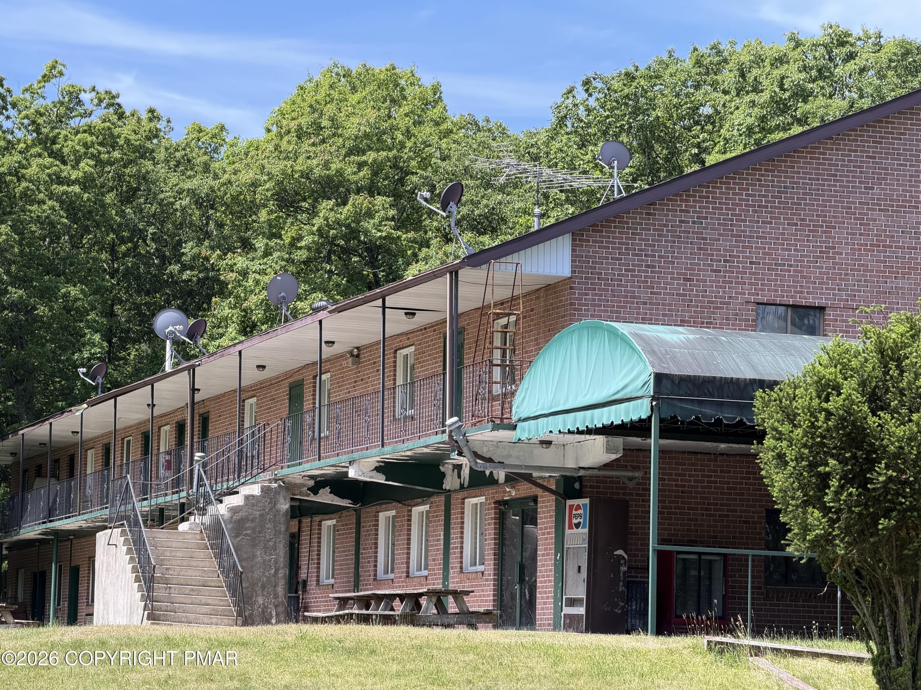 Property Image for 6315 Paradise Valley Road
