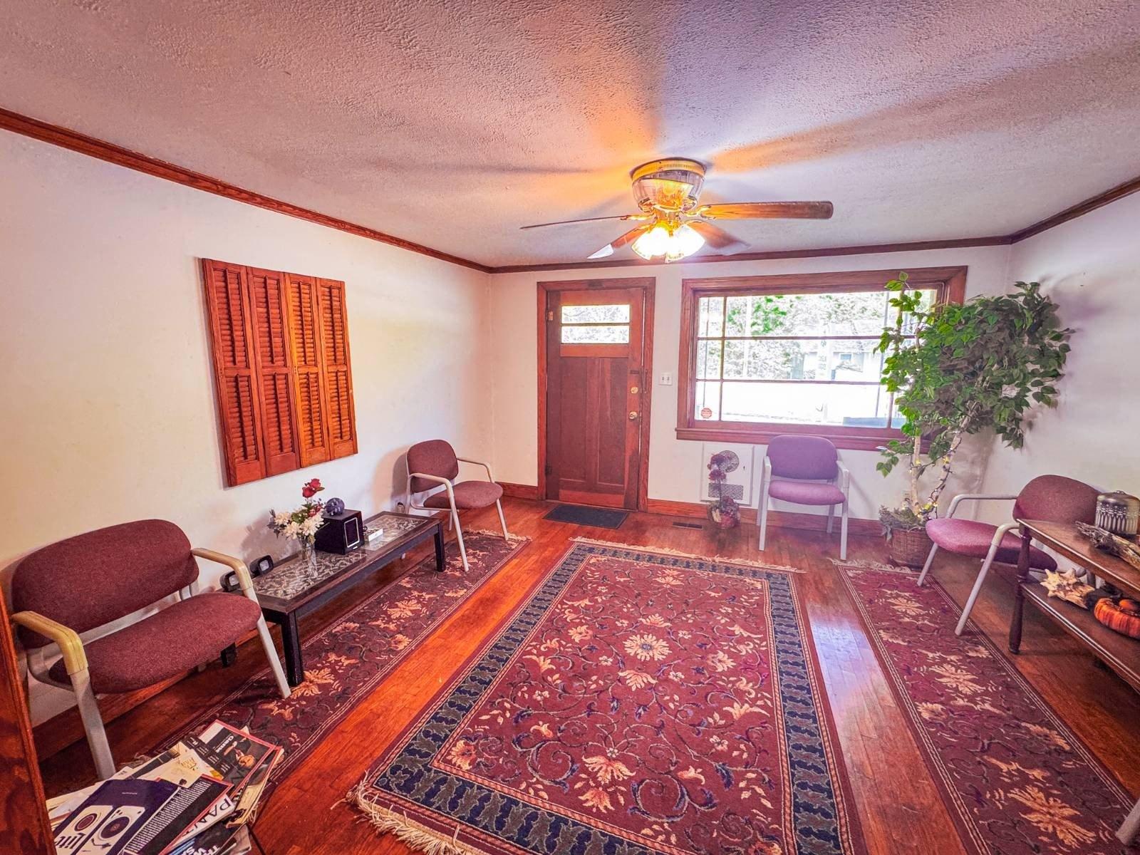 Property Image for 1117 E Wood St