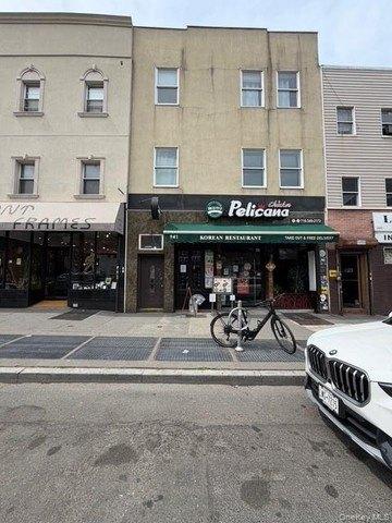 Property Image for 941 Manhattan Avenue
