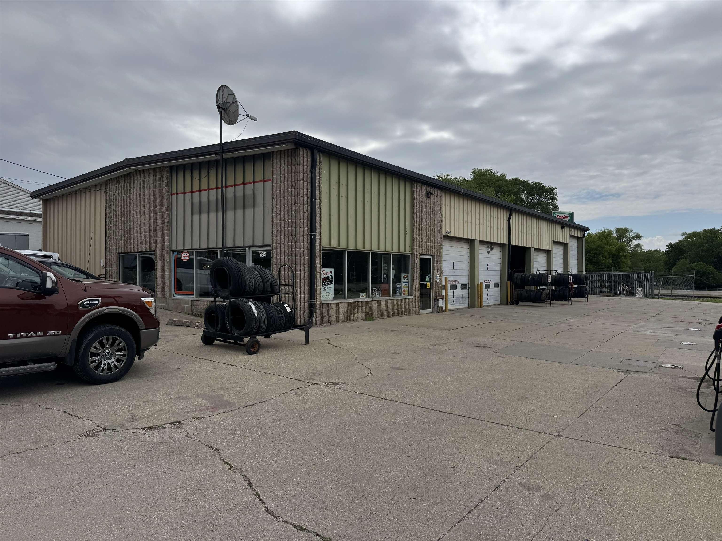 Property Image for 1145 W Donald Street